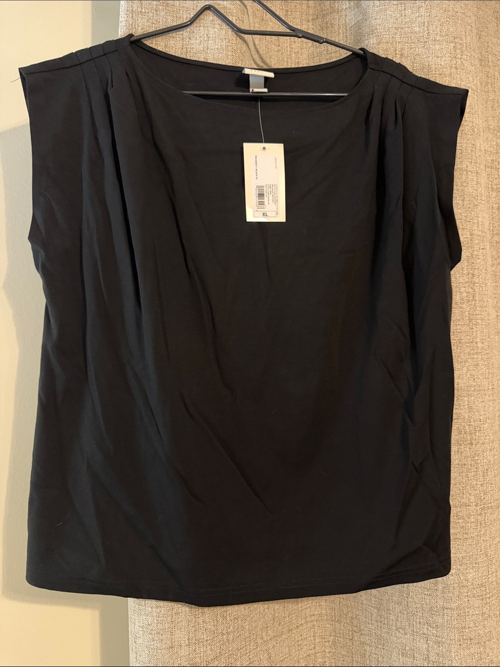 NWT A new day Black Women's Pleated Cap-Sleeve Top XL